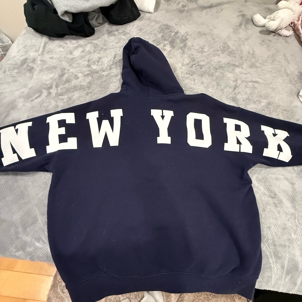 Genuine Merchandise Dark Blue 'New York' Men's Hoodie